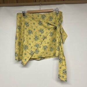 Chic Asymmetrical Yellow Floral Skirt